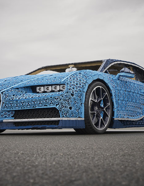 Verdens eneste 1:1 Bugatti bygget af LEGO®
