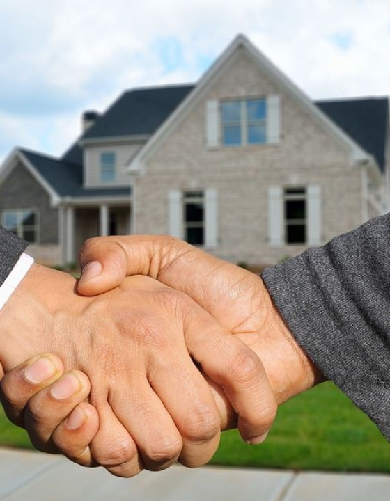 Selvsalg – 4 tips til hvordan du sælger boligen på egen hånd